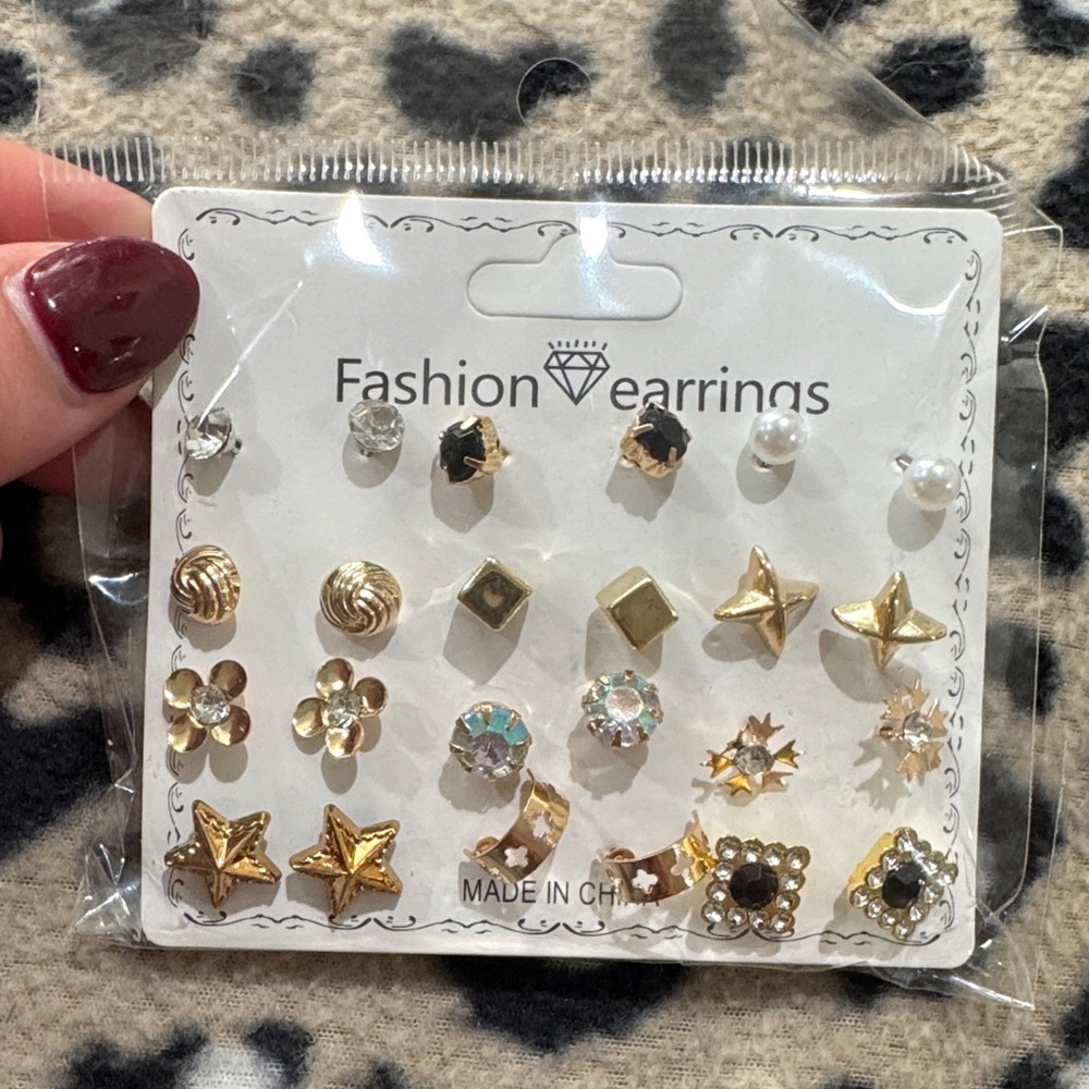 Fashion Earrings Gold and Silver Stud Set